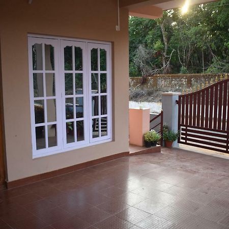 Srishti Homestay Madikeri Eksteriør billede