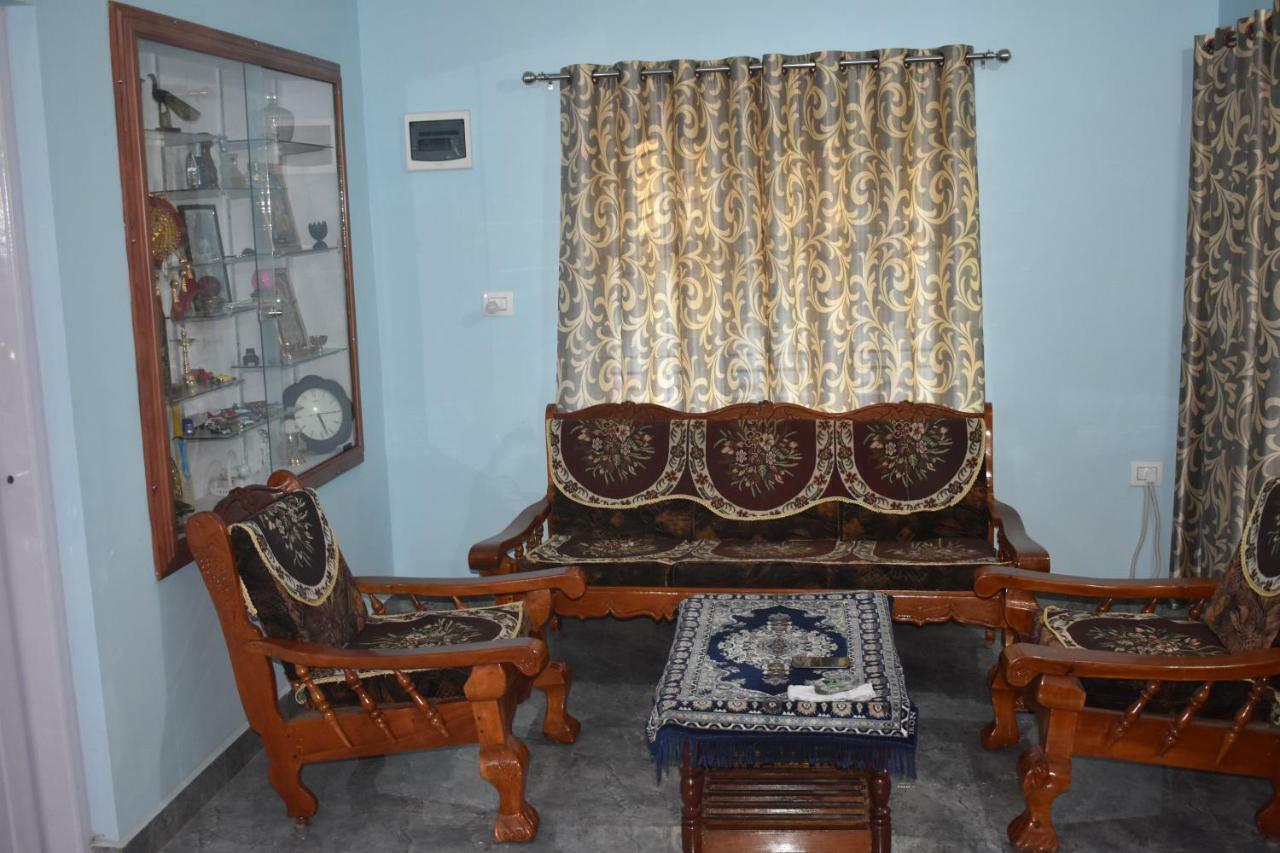 Srishti Homestay Madikeri Eksteriør billede